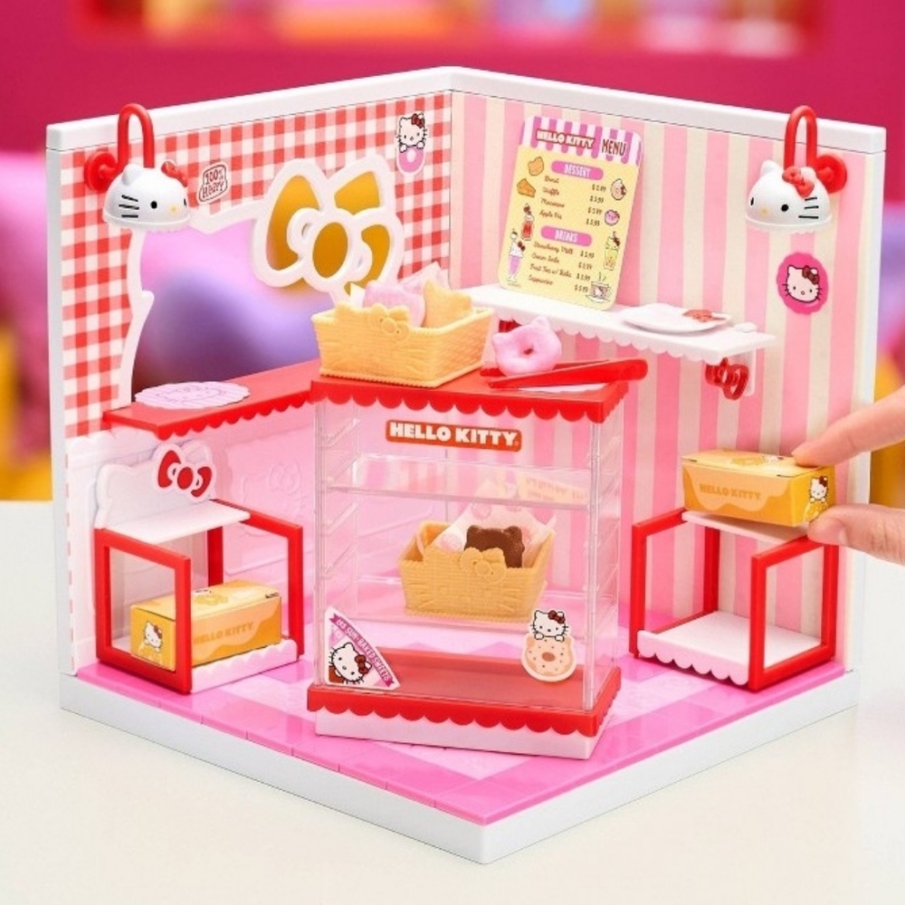 Hello Kitty Mini Verse Make It Mini Spaces Playset - Picture 4 of 9